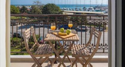Casa Tu Zante â€ïž-center & seaside (up to 4 guests)