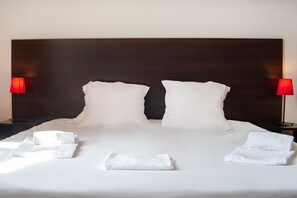 1 bedroom, free WiFi - Cozy 2-Person Studio in Correze (DINAN)
