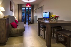 Interior - Stay in Les Eyzies with Pool (LES  EYZIES  DE  TAYAC)