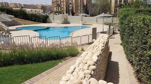 حمام سباحة