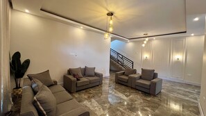 Apartment | Interior - The Yoyo's Stay (Arusha)
