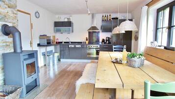 Apartment | Dining