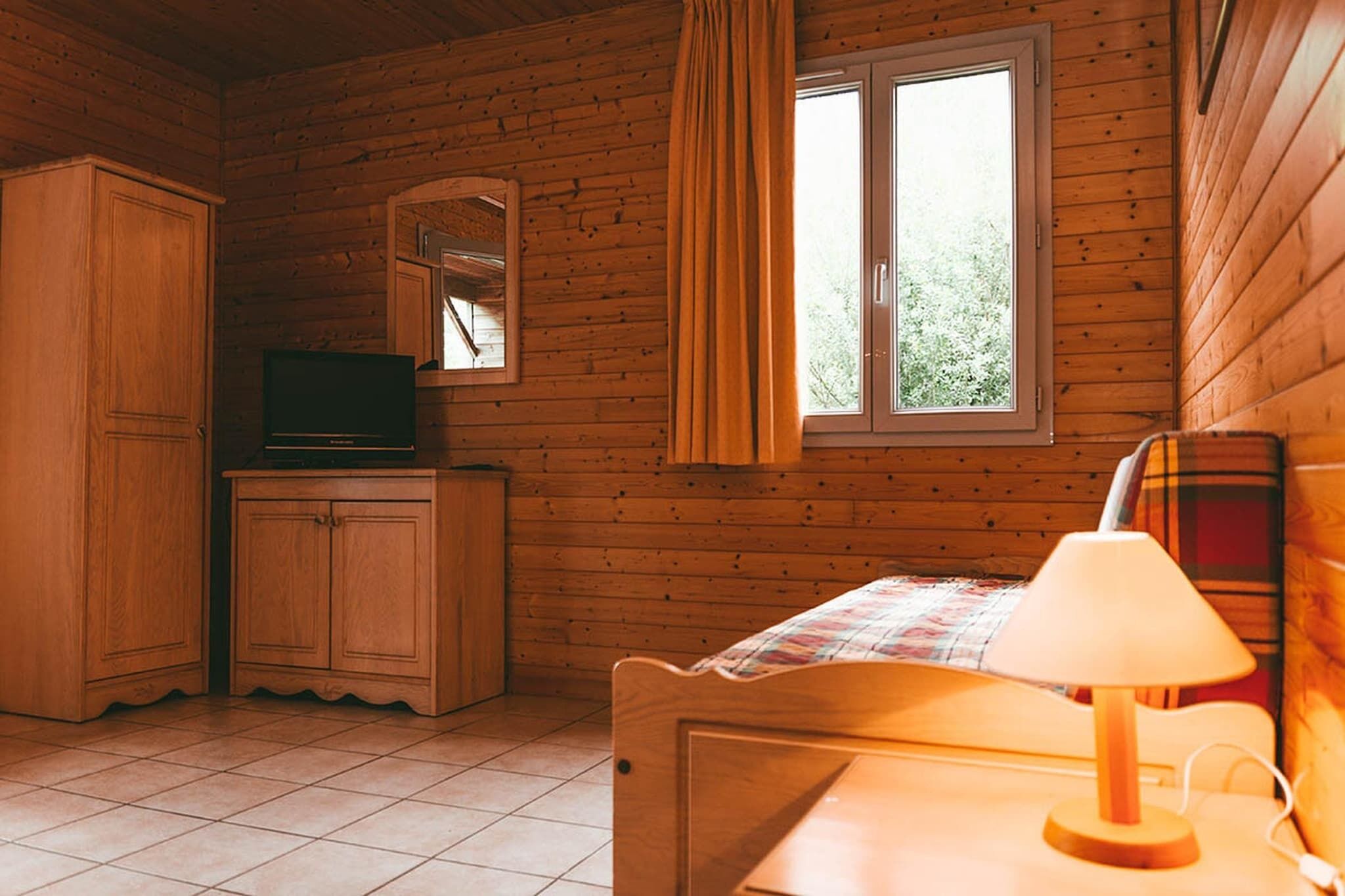 2 bedrooms, free WiFi