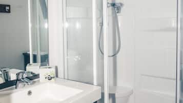 Douche, serviettes fournies