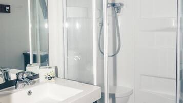 Shower, towels