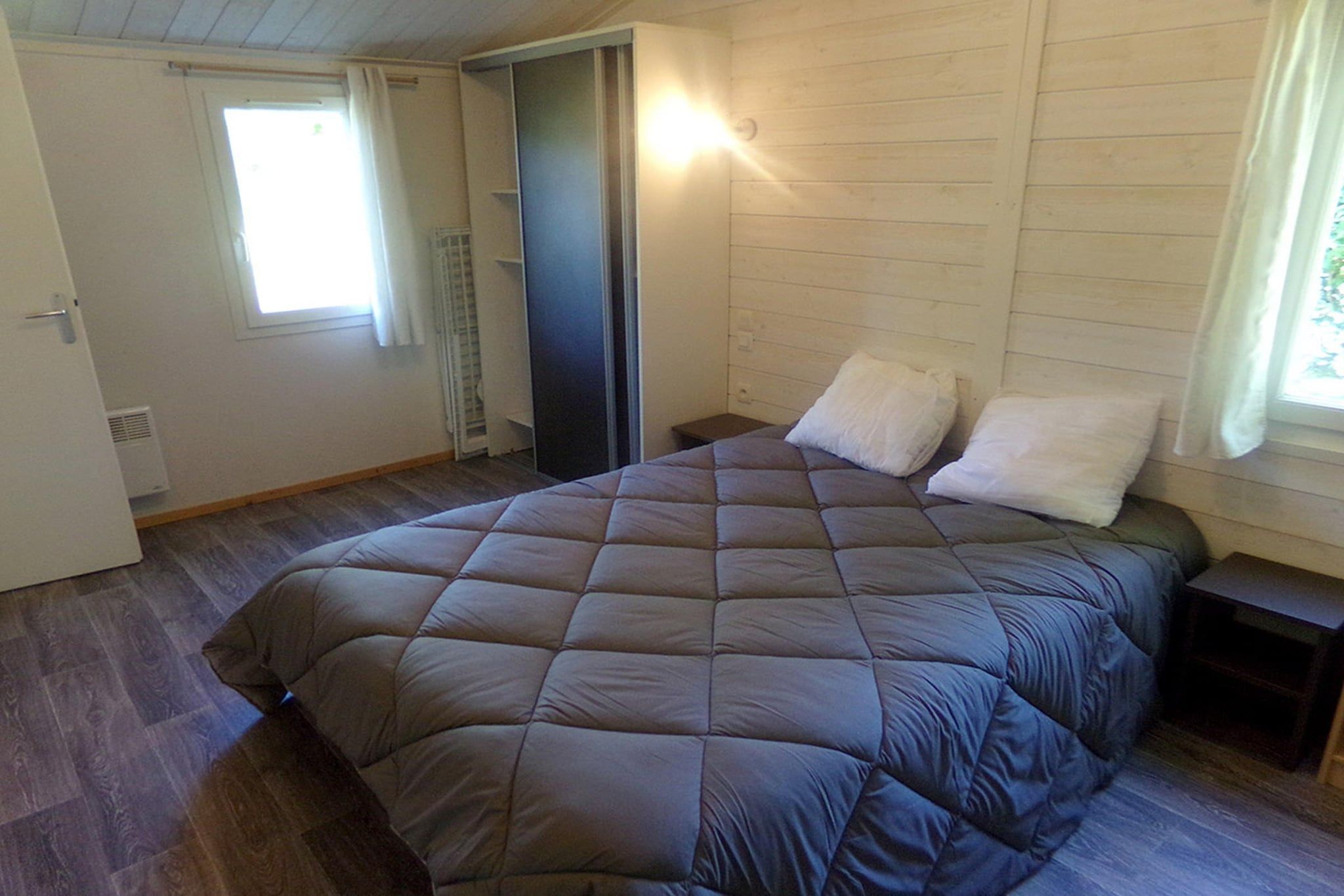 2 bedrooms
