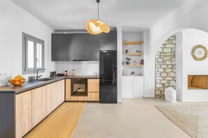 Kühlschrank, Ofen, Herdplatte, Geschirrspüler