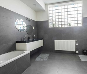 Dusche, Haartrockner