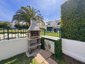 Outdoor dining - Villa da Bússola – a unique retreat for unforgettable moments (Albufeira)