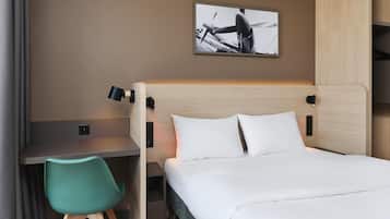 Kamar Standar, 1 Tempat Tidur Queen | Seprai antialergi, meja kerja, dan ruang kerja ramah laptop