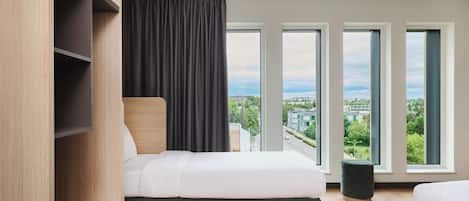 Standard Room, 3 Twin Beds | Hypo-allergenic bedding, desk, laptop workspace, blackout drapes
