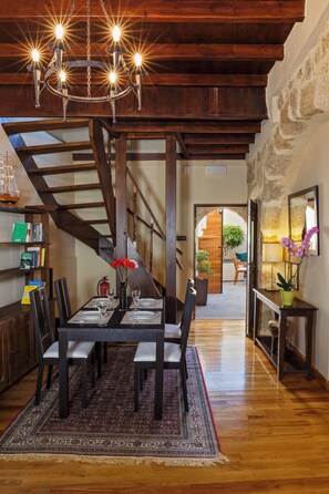 Dining - Filoxenia Boutique House, House (Rhodes)