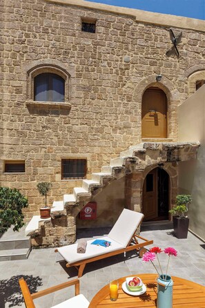 Terrace/patio - Filoxenia Boutique House, House (Rhodes)