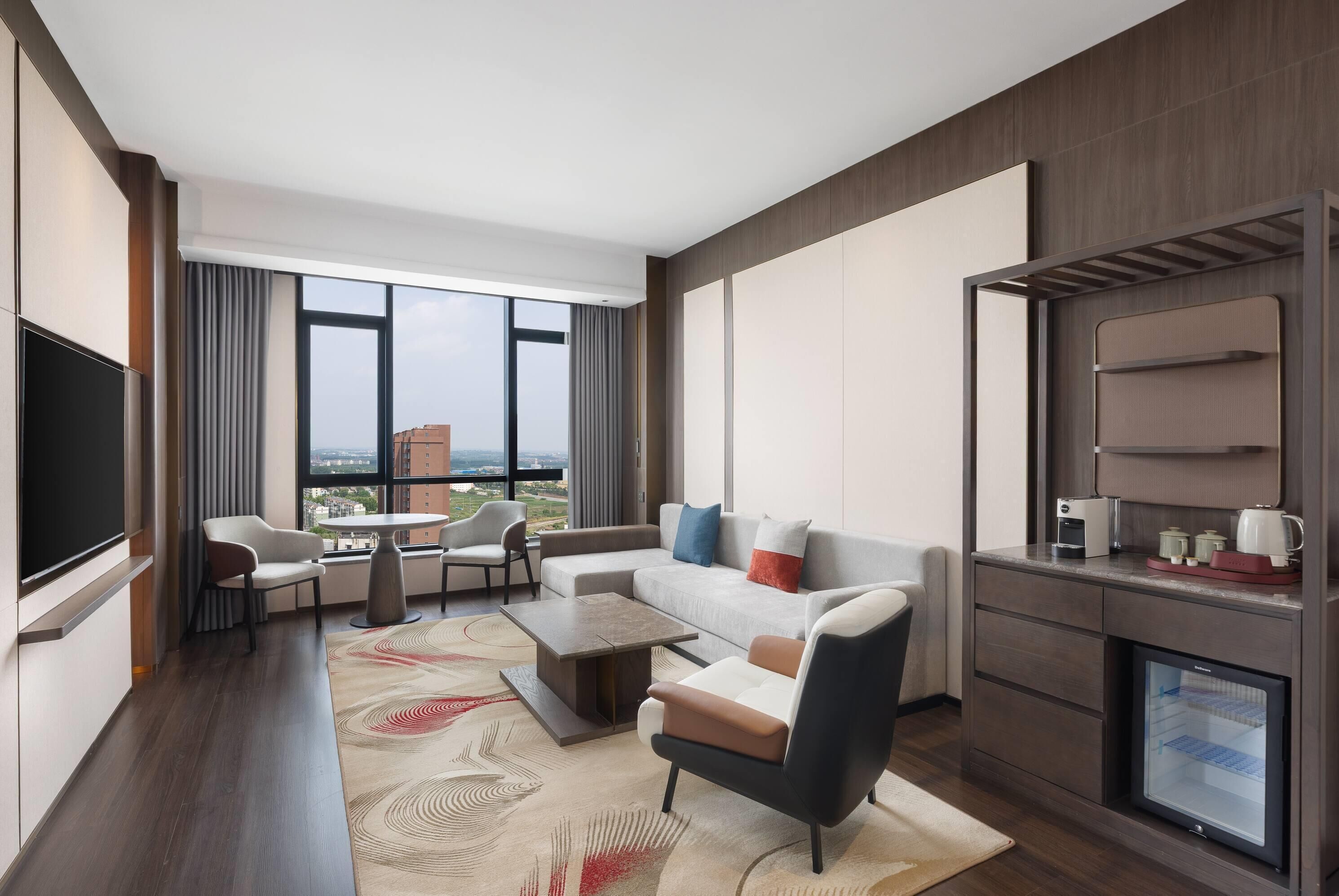 Executive Suite, 1 King Bed, Non Smoking