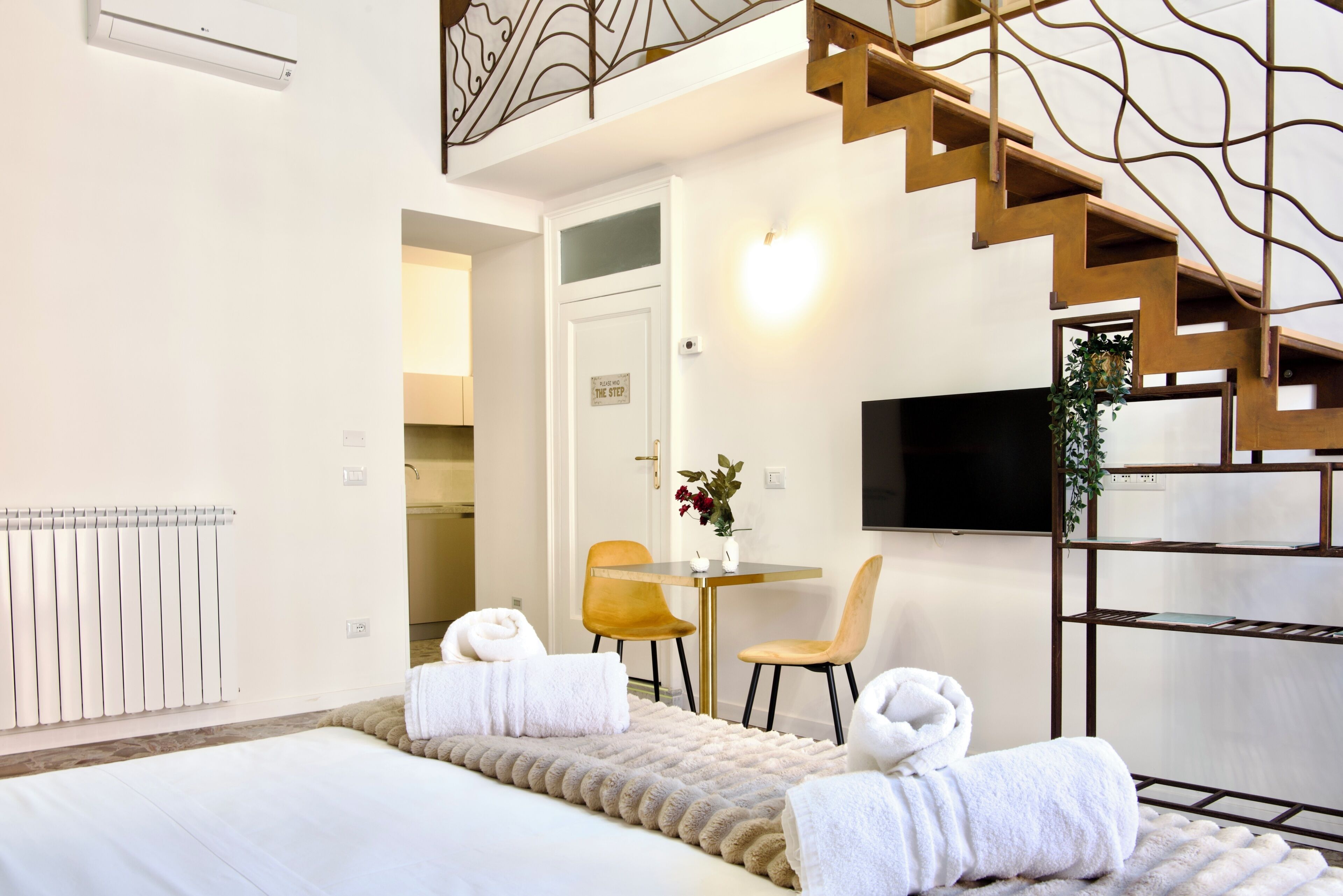 Apartment (1 Bedroom) | Interior