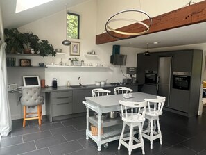 Dining - Vrbo Property (Moycullen)