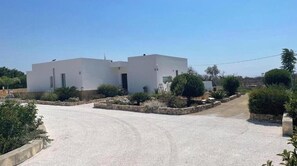 Exterior - Li Canti di Giulia - Elegant villa with private pool in Salento (Casarano)