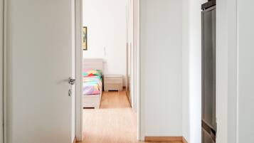Apartment, Balkon