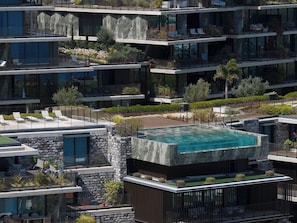 2 outdoor pools - Savoy Monumentalis Garden View (Funchal)