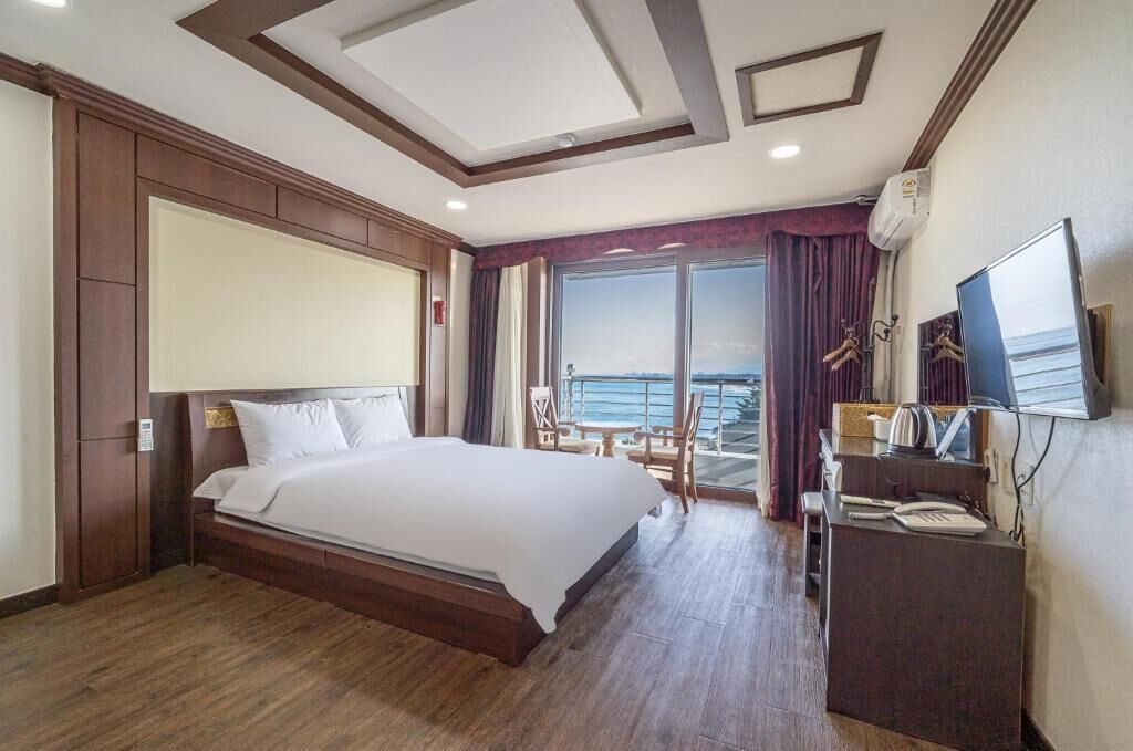 Room, Balcony, Sea View | Soundproofing, free WiFi