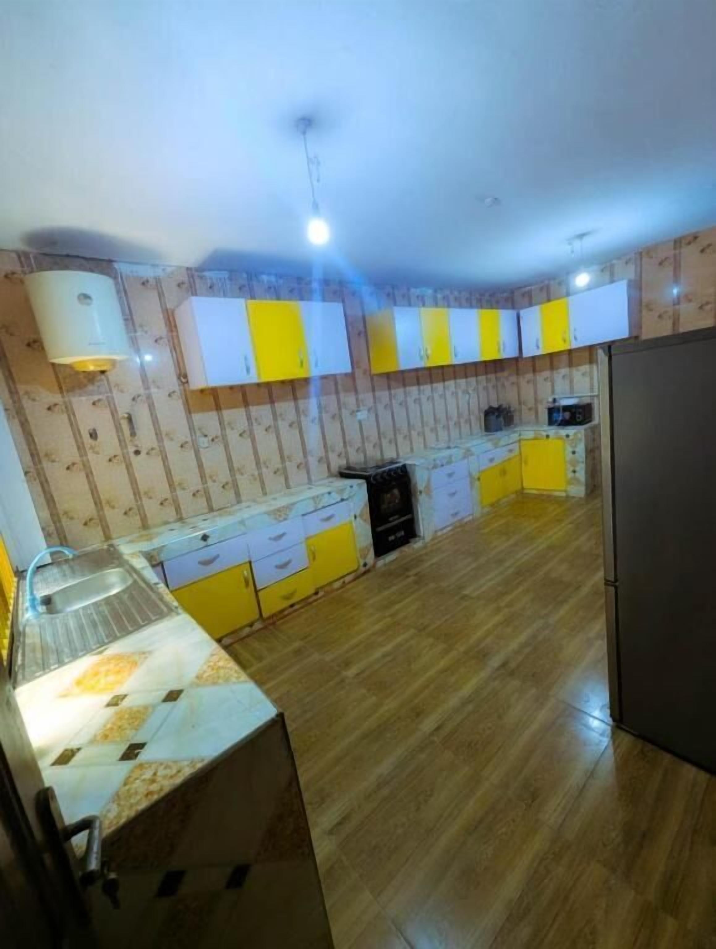 Familienapartment, Balkon, Poolblick | Eigene Küche