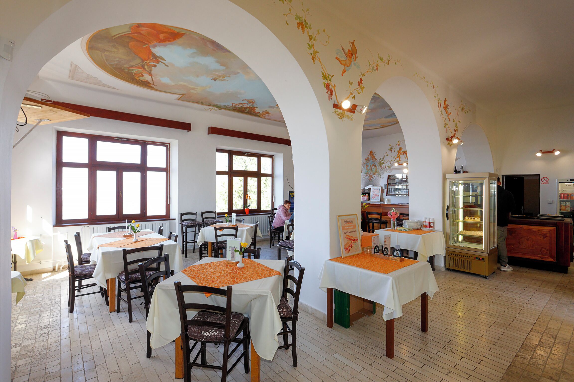 Bar (in der Unterkunft)