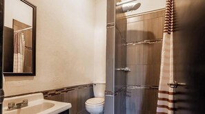 Bathroom - Mar de Cortez Studio 2 - Cozy Studio with Pool & Kitchenette (San Felipe)