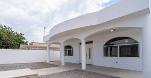 Exterior - Casa Tom - Downtown San Felipe vacation home with private pool (San Felipe)