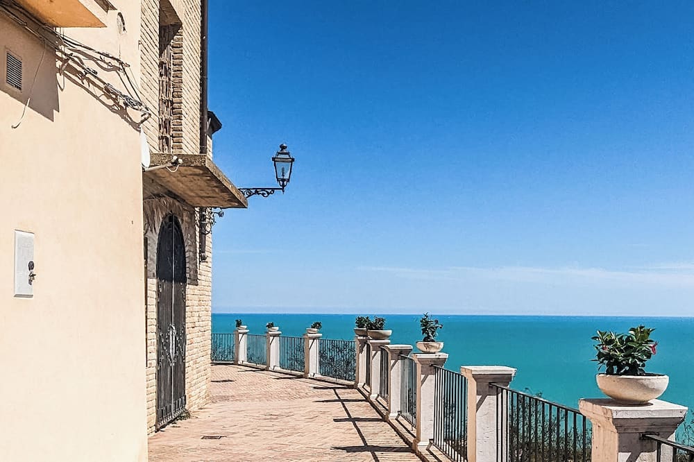 Casa della Grazia - Luci