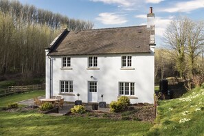 Exterior - Roft Bank Cottage - sleeps 6 guests  in 3 bedrooms (Oswestry)