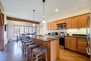 Private kitchen - Luxe 6BR Group Retreat | Hot Tub, Fire Pit + Pond (Liberty)