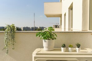 Comfort Apartment, 2 Bedrooms, Non Smoking | Teres/patio