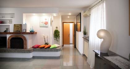 Petito House - Cozy apartment surrounded by greenery.