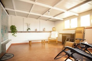 Interior - Petito House - Cozy apartment surrounded by greenery. (Giugliano in Campania)