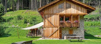 Room 'Camera Polinar' with Mountain View and Shared Garden