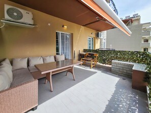 Outdoor dining - 103 - EVROSTAR Studio by SDR (Paralia)