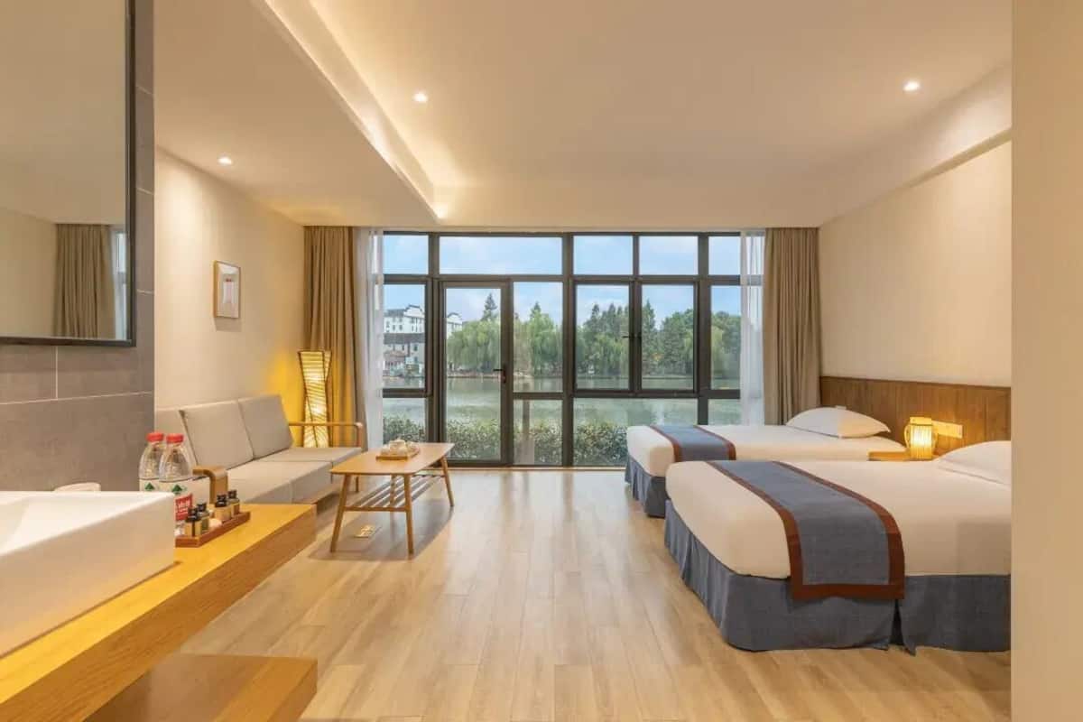 Comfort Twin Room, Lake View | Down comforters, blackout drapes, soundproofing, free WiFi