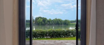 Lake Villa Boutique Guesthouse