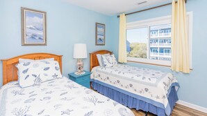 Room - Marble Winds with a large, oceanfront sundeck with impressive views and built-in (Surf City)