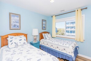 Unclassified image, 4 of 25, button - Marble Winds with a large, oceanfront sundeck with impressive views and built-in (Surf City)