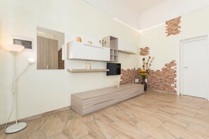 Interior - Apartment 'Dimora Genovesi' in Catania with Terrace, Near Beach and Historic Sites (Catania)