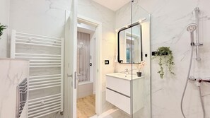 Comfort Apartment, 2 Bedrooms, Non Smoking | Bathroom - Ivory Residence Apartments Modern Style (Voluntari)