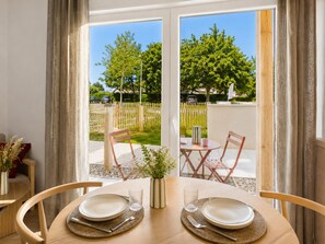 Dining - Padang Padang - studio for 3 - shared pool (Biscarrosse)
