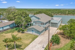 Exterior - Casa Arroyo Sporting Lodge-Upper Level Only (Arroyo City)
