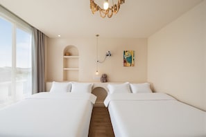 Superior Twin Room, Courtyard View | Premium bedding, down comforters, individually decorated - Shanghai Floral Villa Hotel (Shanghai)
