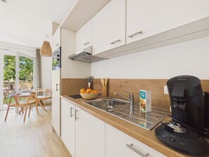 Coffee/tea maker, fridge, microwave, dishwasher - Waimea - studio for 3 - shared pool (Biscarrosse)