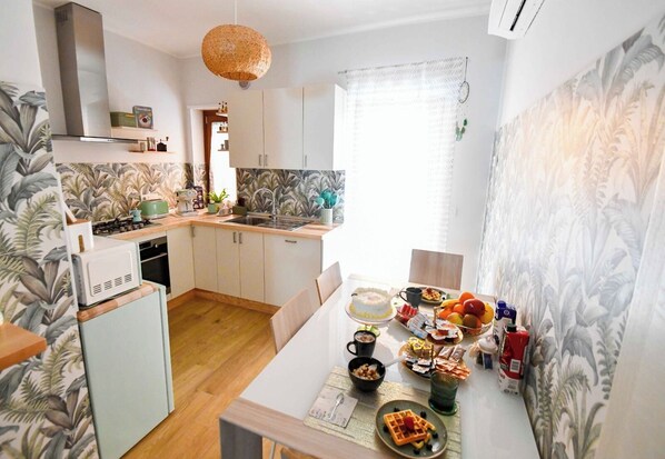Comfort Apartment | Private kitchen