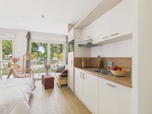 Kühlschrank, Mikrowelle, Geschirrspüler
