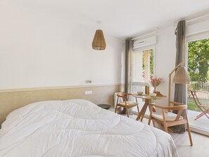 Room - Ericeira - apt for 3, shared pool (Biscarrosse)