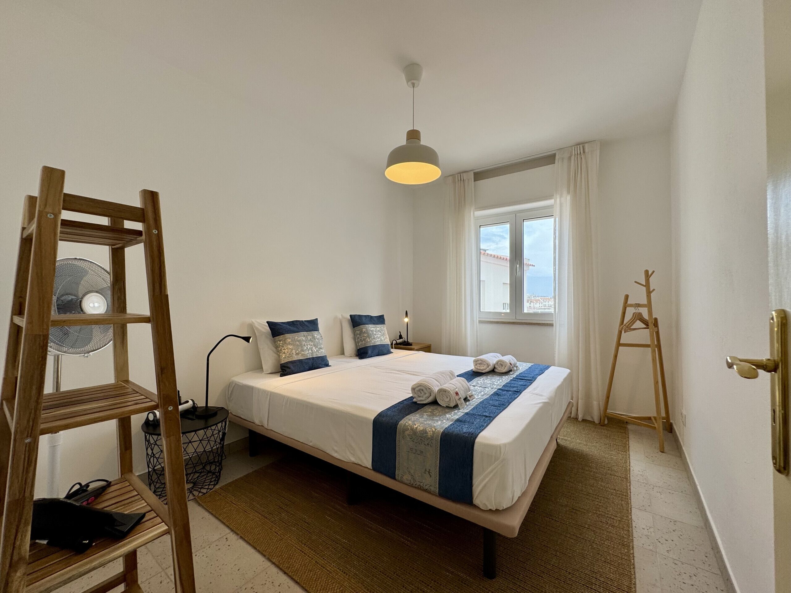 1 dormitorio y ropa de cama